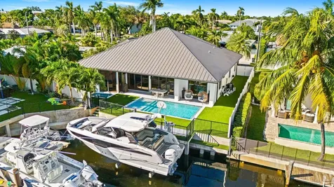 710 NE 69th Street Boca Raton FL 33487