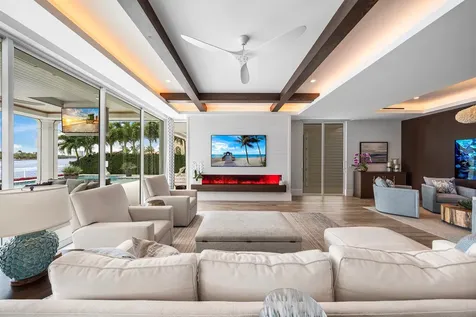1900 Intracoastal Drive Fort Lauderdale FL 33305