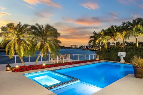 1900 Intracoastal Drive Fort Lauderdale FL 33305