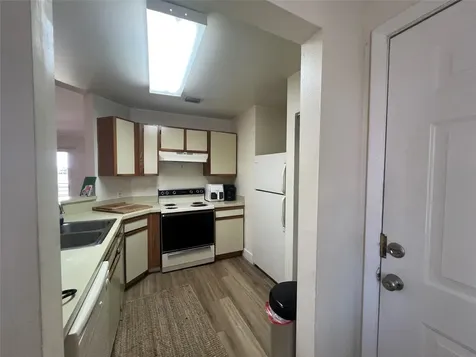 3421 NW 44th Street Lauderdale Lakes FL 33309