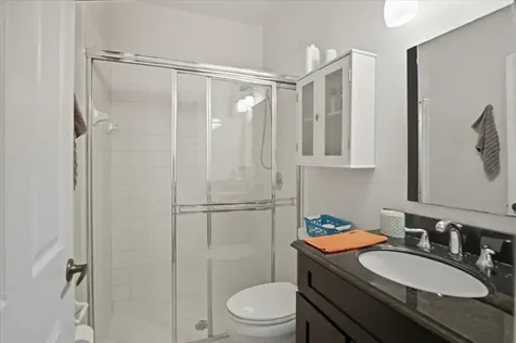 7631 NW 87th Terrace Tamarac FL 33321