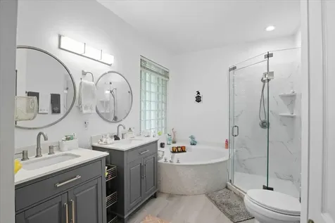 7631 NW 87th Terrace Tamarac FL 33321