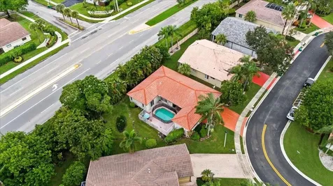 7631 NW 87th Terrace Tamarac FL 33321