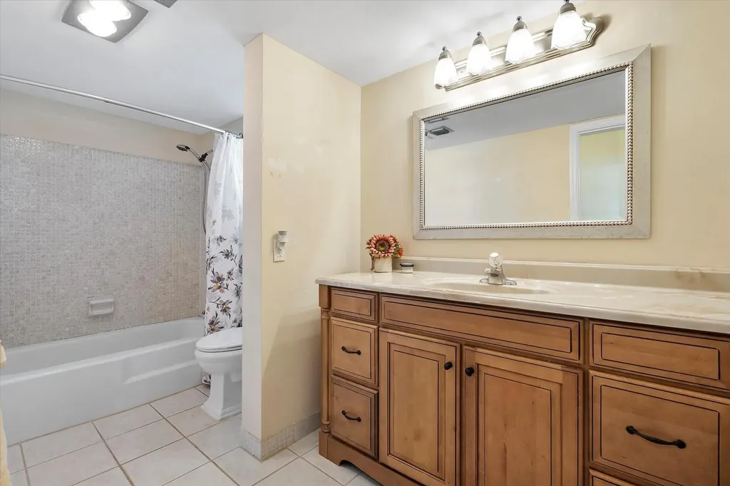 3050 NE 47th Court Fort Lauderdale FL 33308