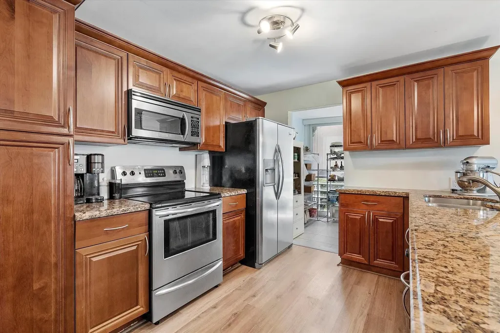 3050 NE 47th Court Fort Lauderdale FL 33308