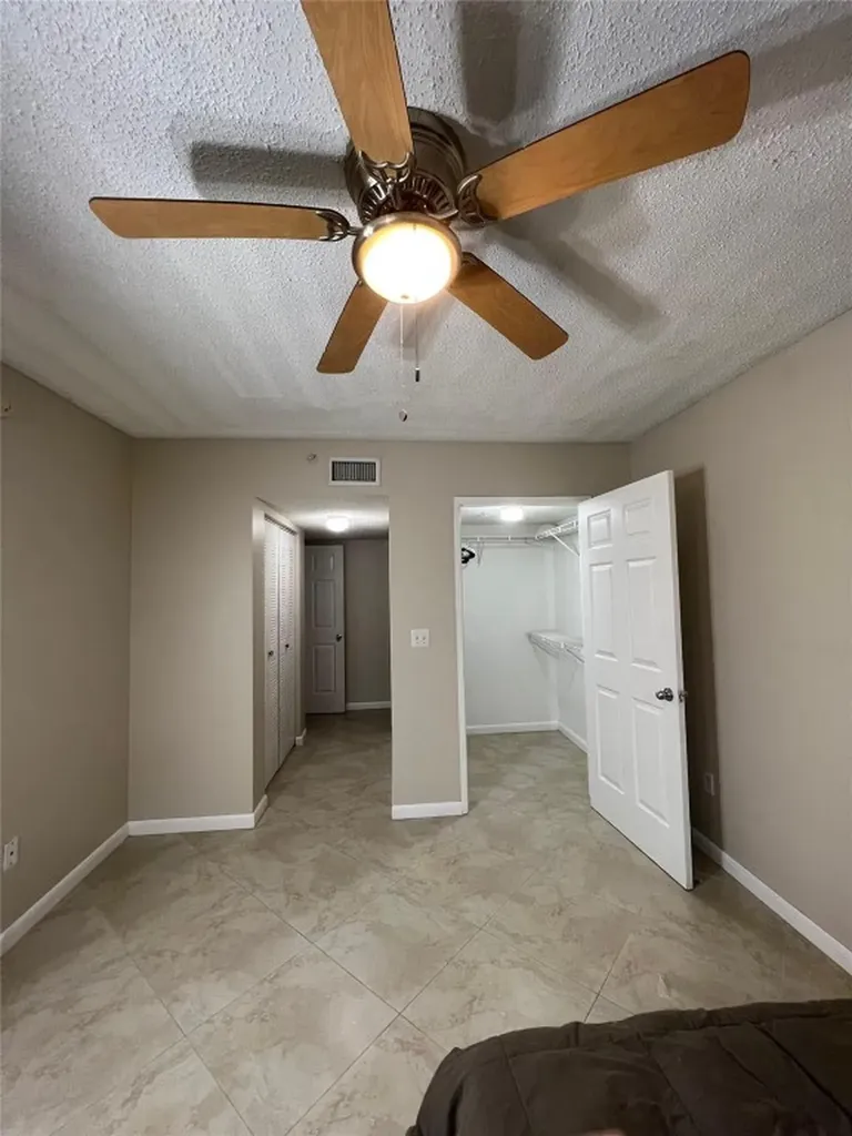 2600 S University Drive Davie FL 33328
