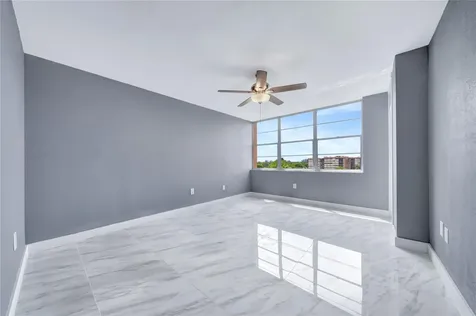 1100 Saint Charles Place Pembroke Pines FL 33026