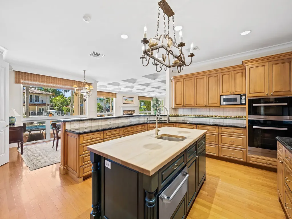 625 Isle Of Palms Drive Fort Lauderdale FL 33301