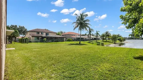 15600 Huntridge Road Davie FL 33331