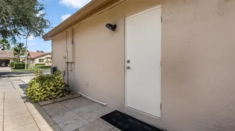 15600 Huntridge Road Davie FL 33331