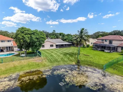 15600 Huntridge Road Davie FL 33331