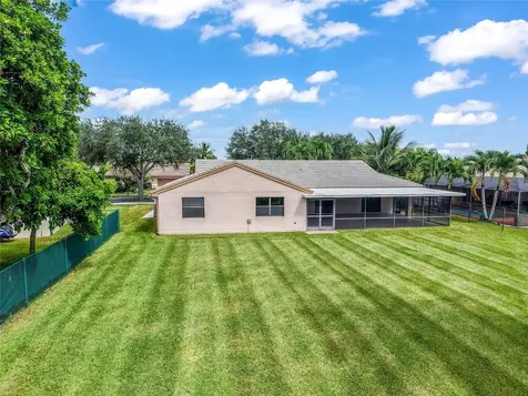 15600 Huntridge Road Davie FL 33331