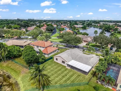 15600 Huntridge Road Davie FL 33331