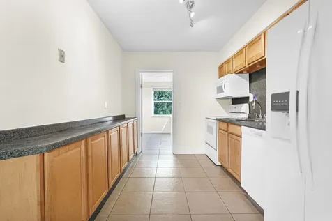 261 NE 45th Street Oakland Park FL 33334