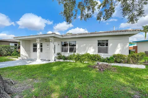 261 NE 45th Street Oakland Park FL 33334