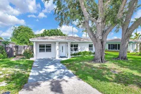 261 NE 45th Street Oakland Park FL 33334