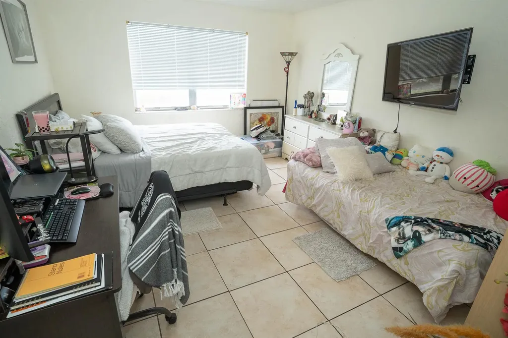 3110 N Pine Island Road Sunrise FL 33351