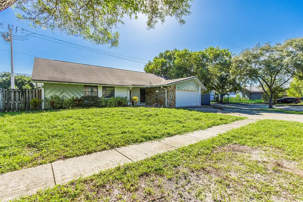 5250 SW 101st Avenue Cooper City FL 33328
