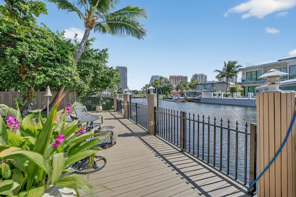 2630 Barcelona Drive Fort Lauderdale FL 33301