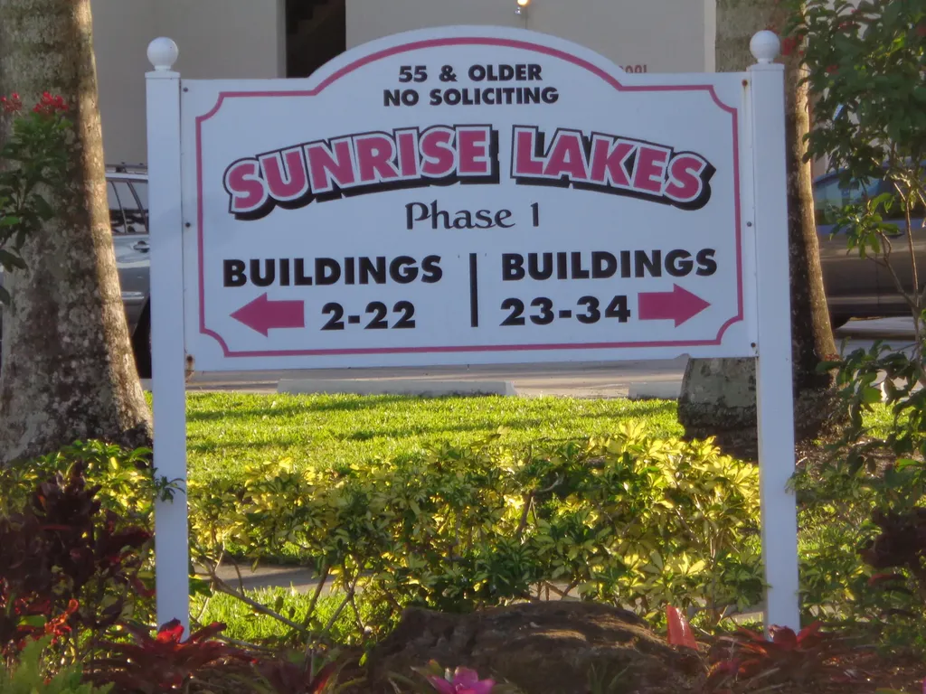 2831 E Sunrise Lakes Drive Sunrise FL 33322