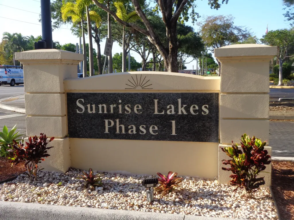 2831 E Sunrise Lakes Drive Sunrise FL 33322