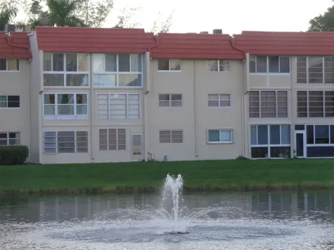 2831 E Sunrise Lakes Drive Sunrise FL 33322