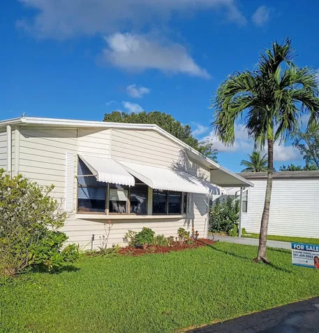 3353 Lake Overlook Place Lantana FL 33462