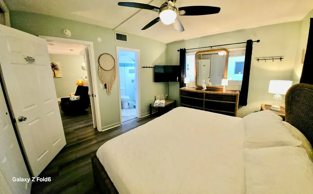 3225 NE 16th Street Pompano Beach FL 33062