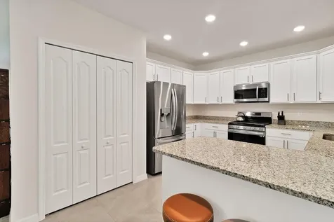 6035 Red Maple Manor Vero Beach FL 32966
