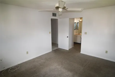 9728 S Belfort Circle Tamarac FL 33321