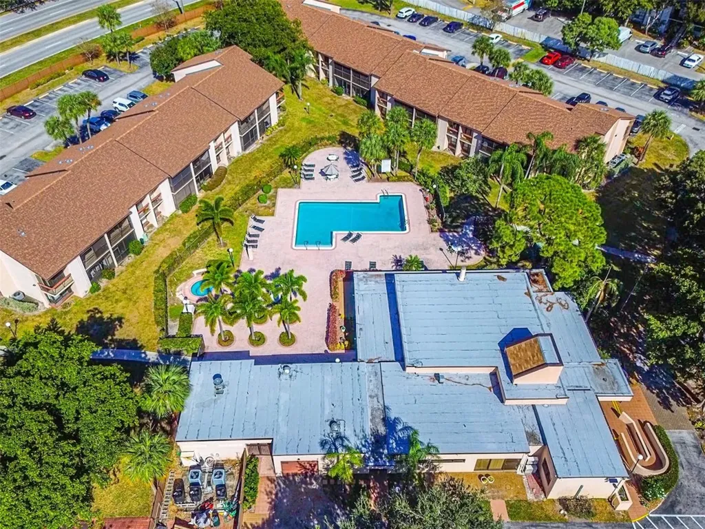 2339 SW 15th Street Deerfield Beach FL 33442