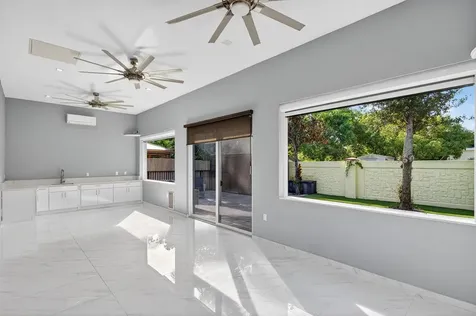 69 S Cortez Drive Margate FL 33068