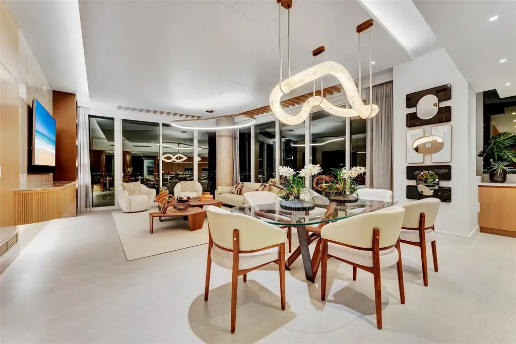 2241 SE 17th Street Fort Lauderdale FL 33316
