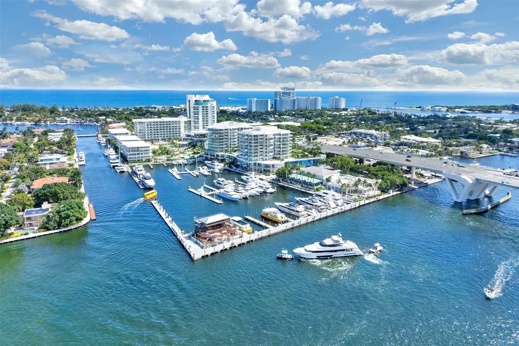 2241 SE 17th Street Fort Lauderdale FL 33316