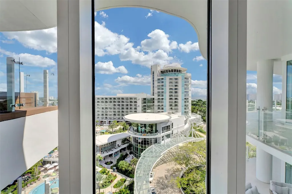 2241 SE 17th Street Fort Lauderdale FL 33316