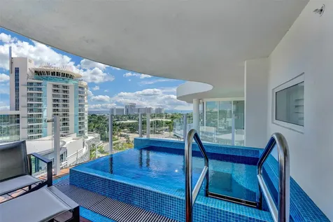 2241 SE 17th Street Fort Lauderdale FL 33316