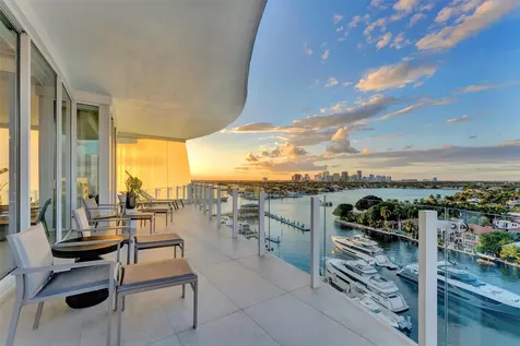 2241 SE 17th Street Fort Lauderdale FL 33316