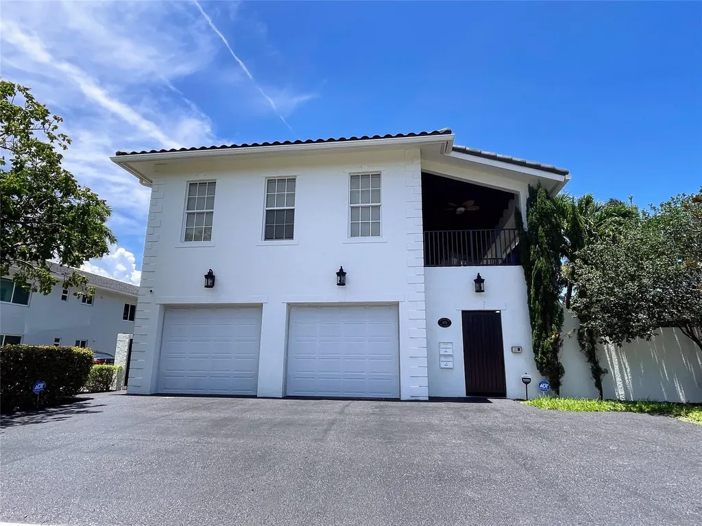 929 NE 18th Court Fort Lauderdale FL 33305