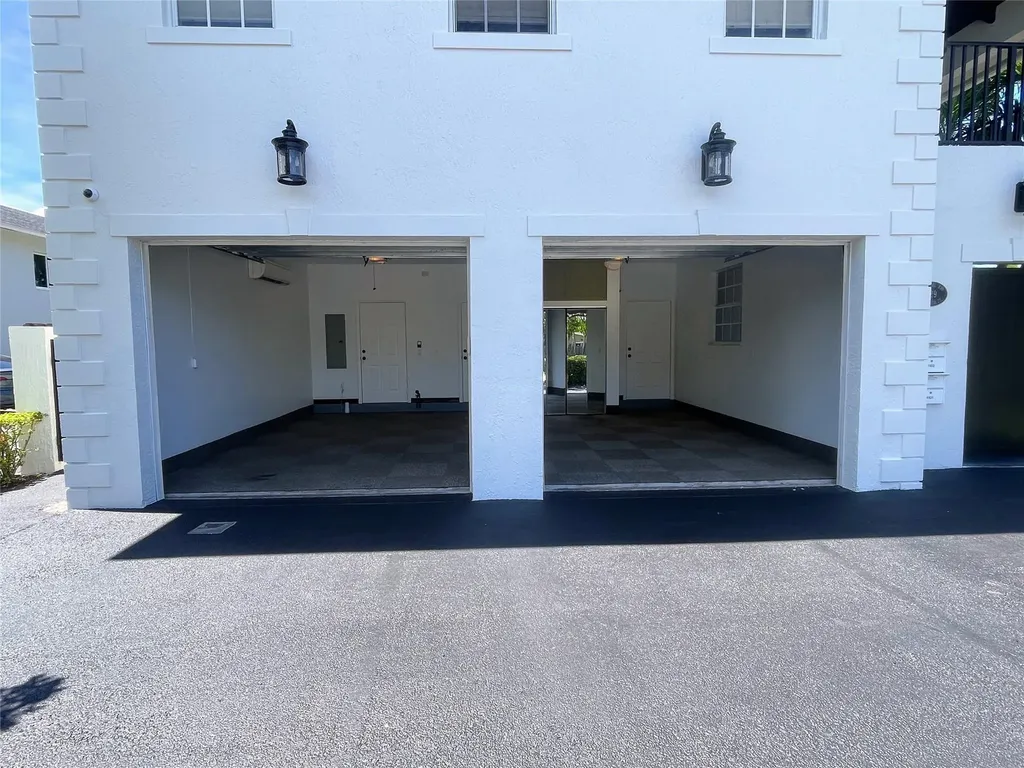 929 NE 18th Court Fort Lauderdale FL 33305