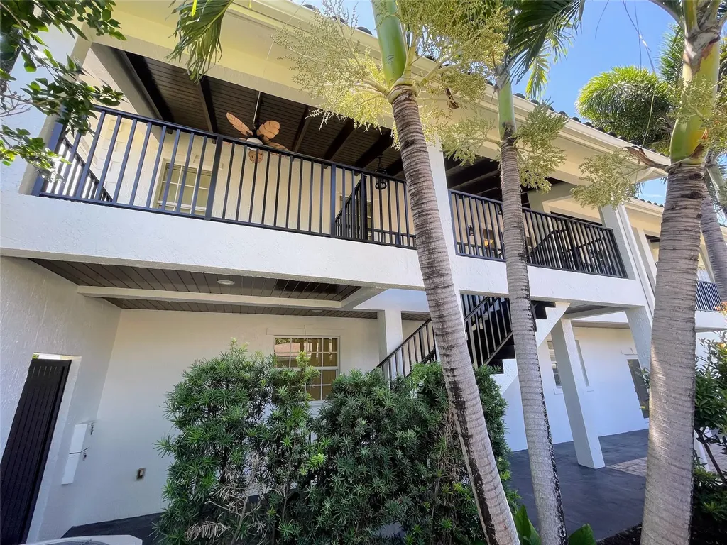 929 NE 18th Court Fort Lauderdale FL 33305