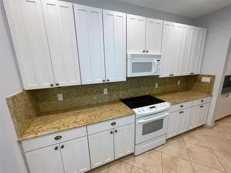 929 NE 18th Court Fort Lauderdale FL 33305