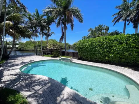 929 NE 18th Court Fort Lauderdale FL 33305