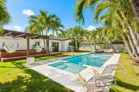 2133 NE 25th Street Wilton Manors FL 33305