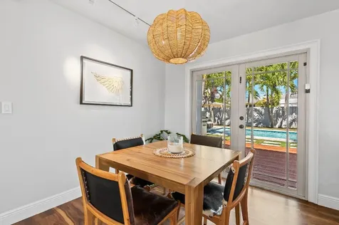 2133 NE 25th Street Wilton Manors FL 33305