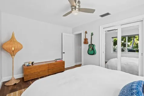 2133 NE 25th Street Wilton Manors FL 33305