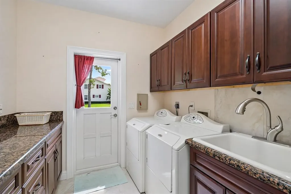 7480 150th Court Palm Beach Gardens FL 33418