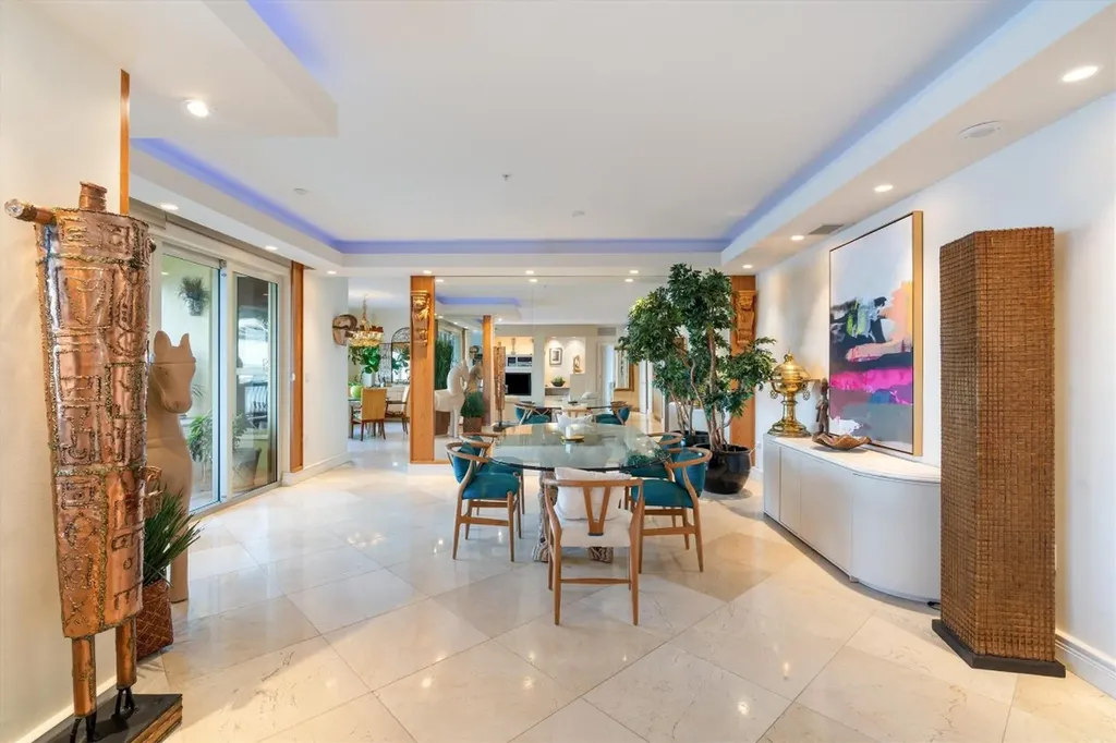 209 N Birch Road Fort Lauderdale FL 33304