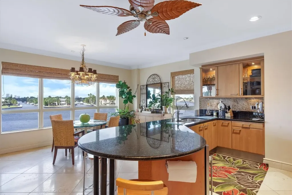 209 N Birch Road Fort Lauderdale FL 33304