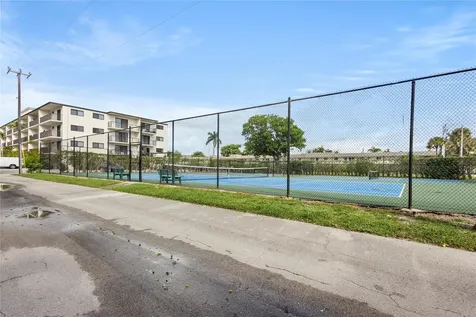 1401 S Federal Highway Boca Raton FL 33432