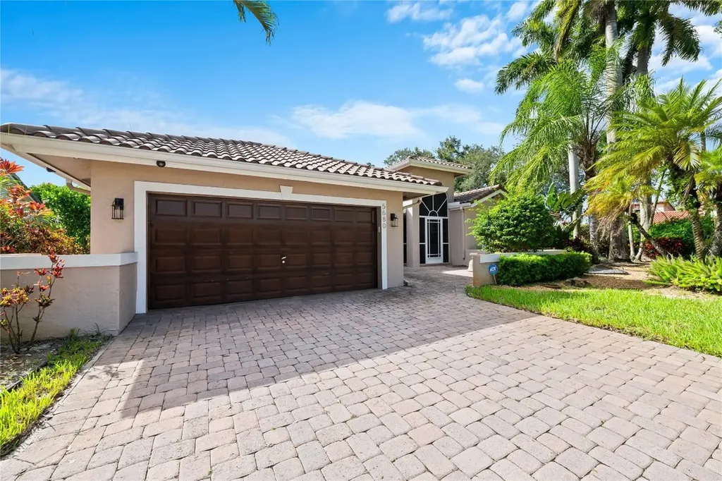 5680 NW 88th Terrace Coral Springs FL 33067